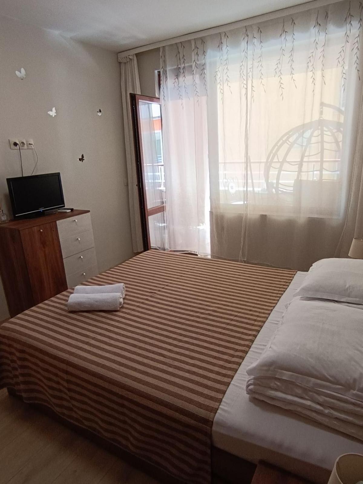 Megi Luxury Apartments Πομόριε Εξωτερικό φωτογραφία