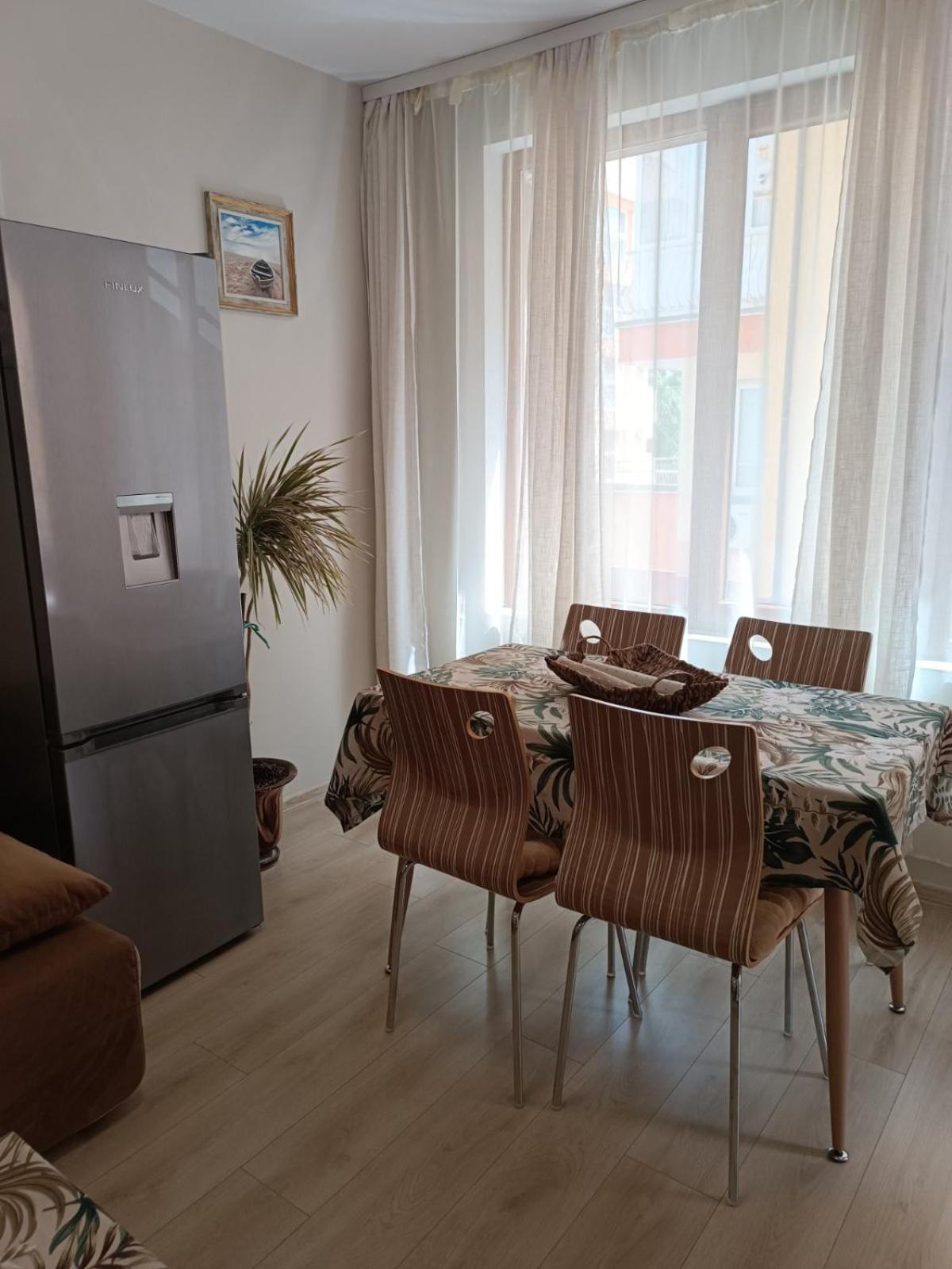 Megi Luxury Apartments Πομόριε Εξωτερικό φωτογραφία