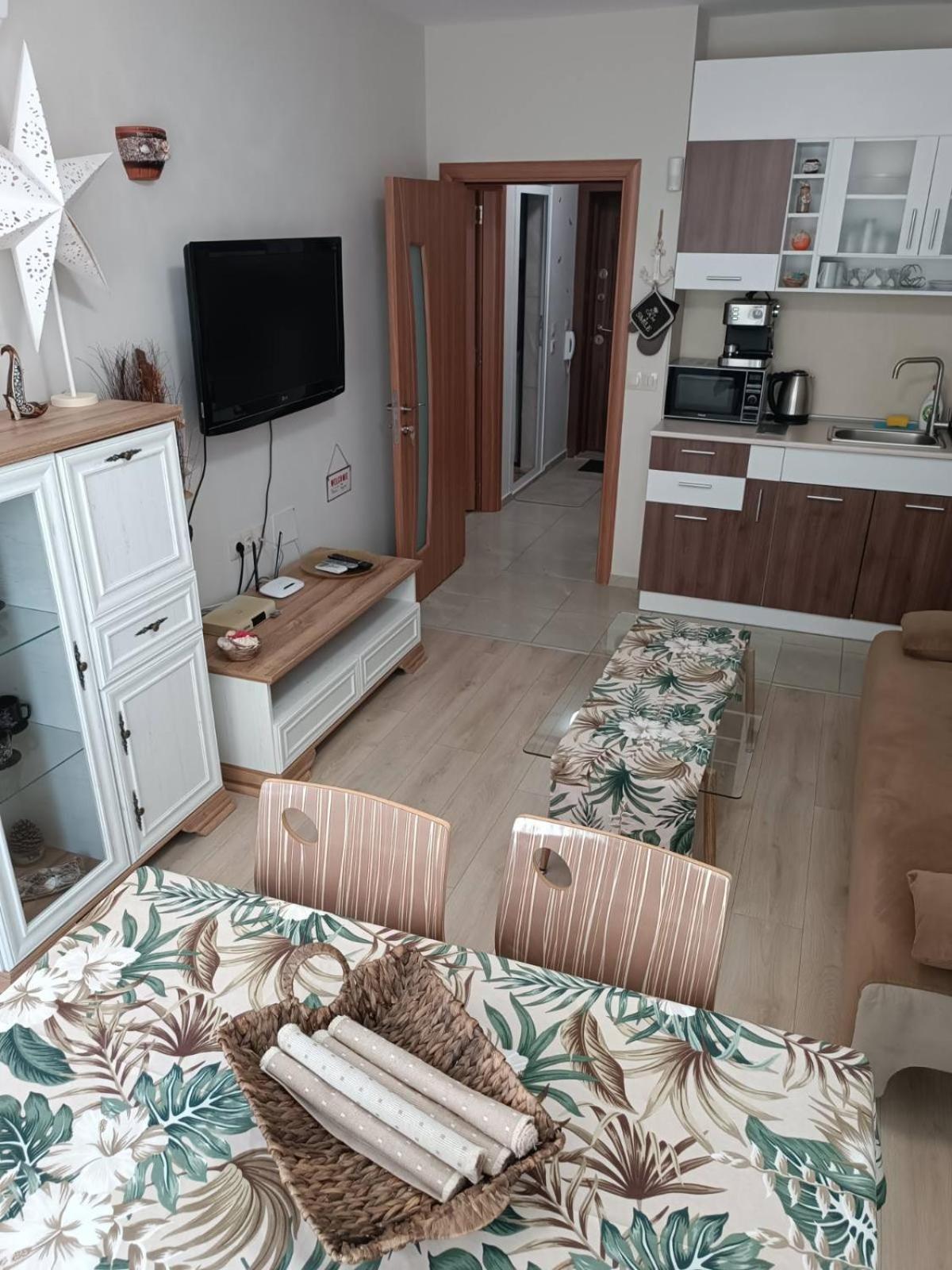 Megi Luxury Apartments Πομόριε Εξωτερικό φωτογραφία
